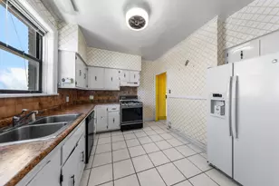 6935 S Crandon Ave, Chicago, IL 60649 - Photo 9