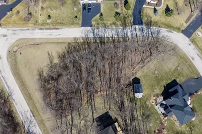 302 Kurt Lane, Kirkland, IL 60146 - Photo 3