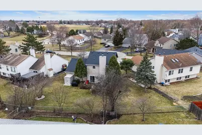 6 Juniper Court, Streamwood, IL 60107 - Photo 5