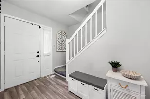 6 Juniper Ct, Streamwood, IL 60107 - Photo 11