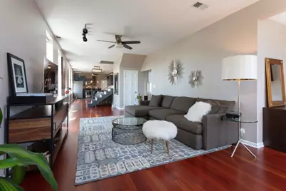 1530 N Throop Street #3, Chicago, IL 60642 - Photo 3