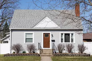 975 W Park Dr, Kankakee, IL 60901 - Photo 1