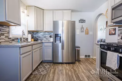 975 W Park Drive, Kankakee, IL 60901 - Photo 5