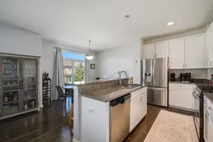 2368 N Brett Ln, Palatine, IL 60074 - Photo 7