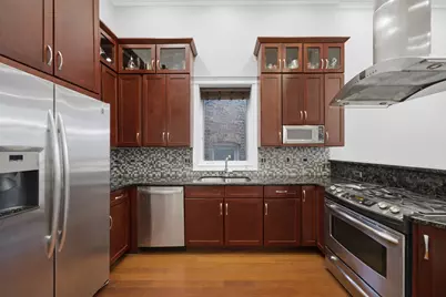 1245 N Greenview Avenue #3, Chicago, IL 60642 - Photo 7