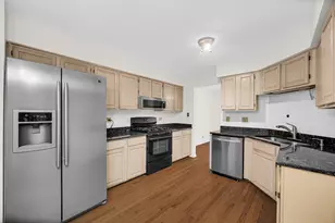 125 Stevens Dr, Schaumburg, IL 60173 - Photo 5