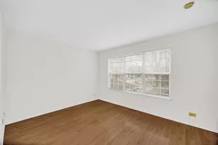 125 Stevens Dr, Schaumburg, IL 60173 - Photo 13