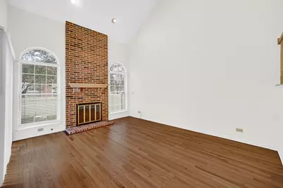 125 Stevens Drive, Schaumburg, IL 60173 - Photo 3