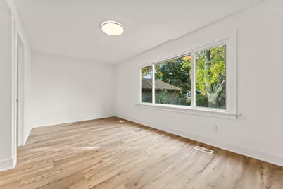 18241 Ridgewood Avenue, Lansing, IL 60438 - Photo 3