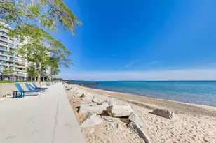 1630 N Sheridan Rd, Wilmette, IL 60091 - Photo 3