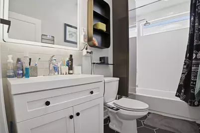 1029 N Avers Avenue, Chicago, IL 60651 - Photo 11