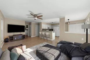 548 Larkspur Dr, Bolingbrook, IL 60440 - Photo 11