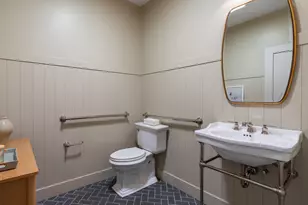 2370 N Elston Ct, Chicago, IL 60614 - Photo 9