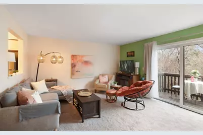 33561 N Royal Oak Lane #209, Grayslake, IL 60030 - Photo 3