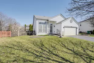 2110 Wynham Lakes Ct, Plainfield, IL 60586 - Photo 3