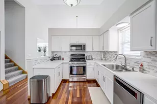 2110 Wynham Lakes Ct, Plainfield, IL 60586 - Photo 7