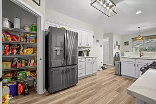 15958 Buckner Pond Wy, Crest Hill, IL 60403 - Photo 11