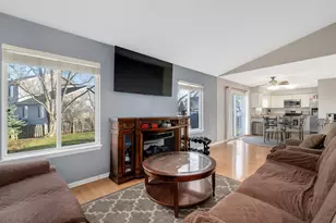 21712 W Jennings Ct, Plainfield, IL 60544 - Photo 7