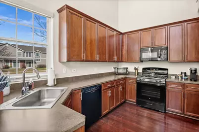 165 E Park Avenue #A, Sugar Grove, IL 60554 - Photo 9