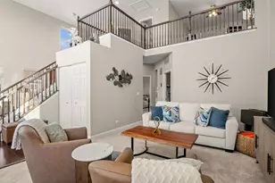 165 E Park Ave, Sugar Grove, IL 60554 - Photo 5