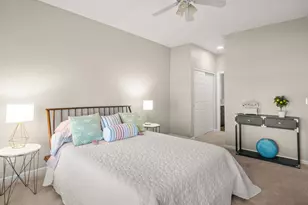 165 E Park Ave, Sugar Grove, IL 60554 - Photo 17