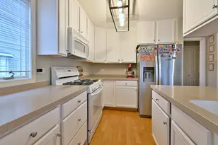 1016 N Glenview Ct, Palatine, IL 60067 - Photo 17