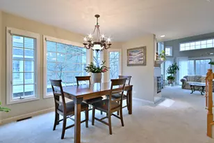 1016 N Glenview Ct, Palatine, IL 60067 - Photo 9