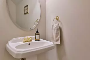 1016 N Glenview Ct, Palatine, IL 60067 - Photo 27