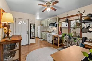 4940 W Ainslie Ave, Chicago, IL 60630 - Photo 3