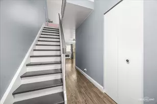 1325 Gloucester Cir, Carol Stream, IL 60188 - Photo 3