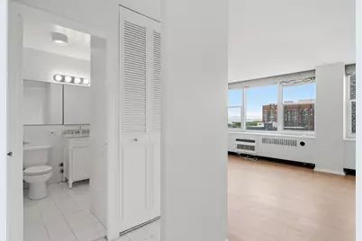 4250 N Marine Drive #2014, Chicago, IL 60613 - Photo 9