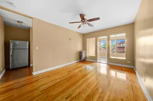 7220 S Yates Blvd, Chicago, IL 60649 - Photo 3