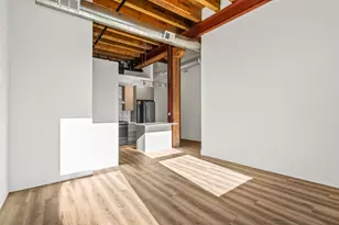 153 W Ohio St, Chicago, IL 60654 - Photo 3