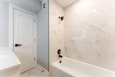 10 Oak Creek Drive #1020, Buffalo Grove, IL 60089 - Photo 13