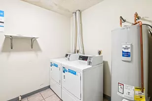 220 Madison St, Joliet, IL 60435 - Photo 11