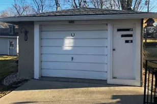 425 E Dakota St, Spring Valley, IL 61362 - Photo 19