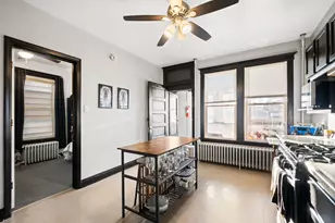 3036 N Kedzie Ave, Chicago, IL 60618 - Photo 5