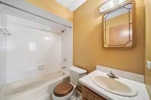 7224 W 153rd Street W, Orland Park, IL 60462 - Photo 11