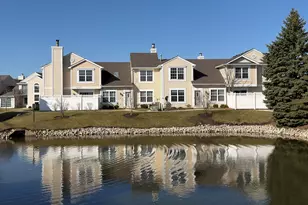 424 Le Parc Cir, Buffalo Grove, IL 60089 - Photo 3