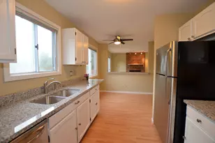 387 Amy Ct, Naperville, IL 60565 - Photo 5