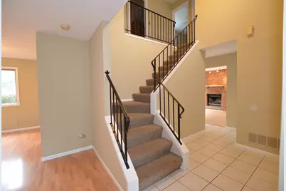 387 Amy Court, Naperville, IL 60565 - Photo 11