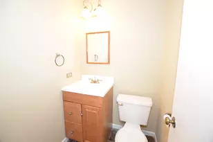 387 Amy Ct, Naperville, IL 60565 - Photo 7