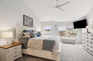 2190 Shadow Creek Ct, Vernon Hills, IL 60061 - Photo 15