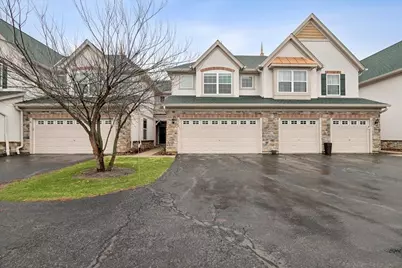 2190 Shadow Creek Court, Vernon Hills, IL 60061 - Photo 1