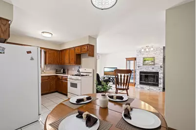 11031 S 84th Avenue, Palos Hills, IL 60465 - Photo 9