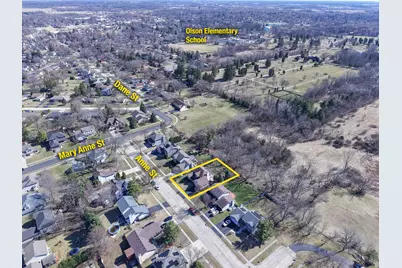 765 Anne Street, Woodstock, IL 60098 - Photo 31