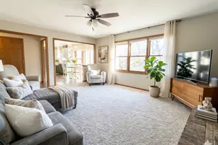 765 Anne St, Woodstock, IL 60098 - Photo 9