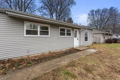 2704 W Kirby Avenue, Champaign, IL 61821 - Photo 3
