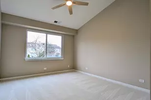 265 Sierra Pass, Schaumburg, IL 60194 - Photo 11