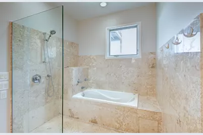 [Address not provided], Chicago, IL 60612 - Photo 9